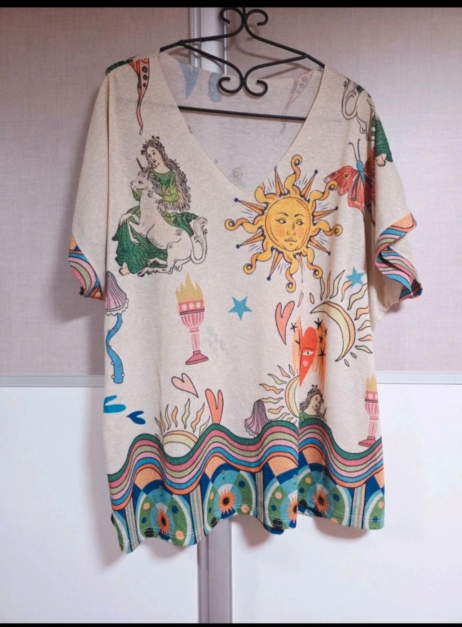 Vloeibaar T-shirt met artistieke & esoterische print - Een maat – photo 3